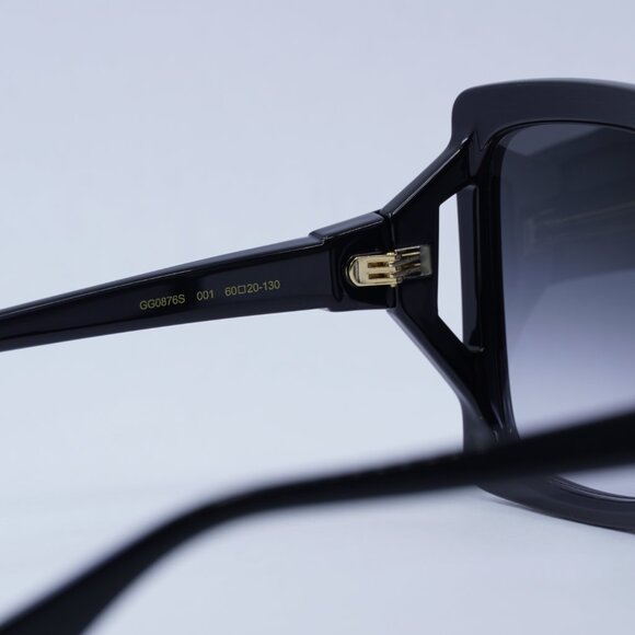 🕶️ New Gucci GG0876S 001 Sunglasses - Black Frame, Gradient Grey Lenses - Picture 7 of 12